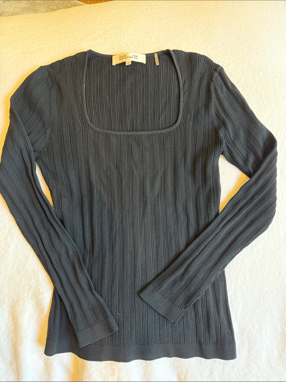 Long-Sleeve Ribbed Square-Neck Top - Black